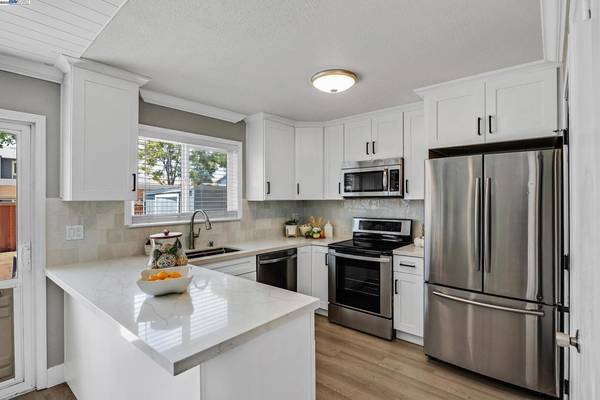1323 Spring Valley Common, Livermore, CA 94551-6764