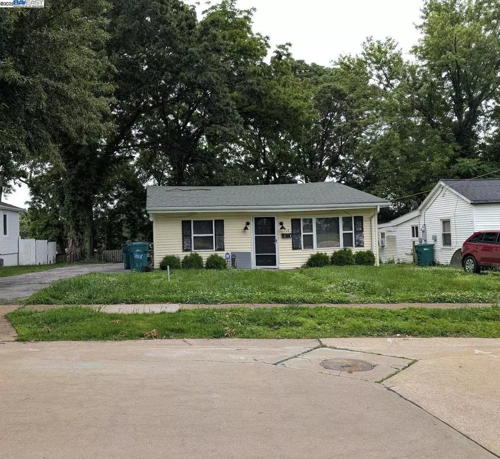 St Louis, MO 63119,704 N Elm Ave