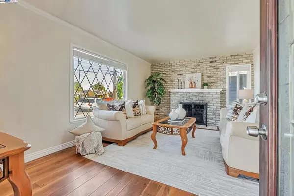 Oakland, CA 94603,10500 Byron Ave