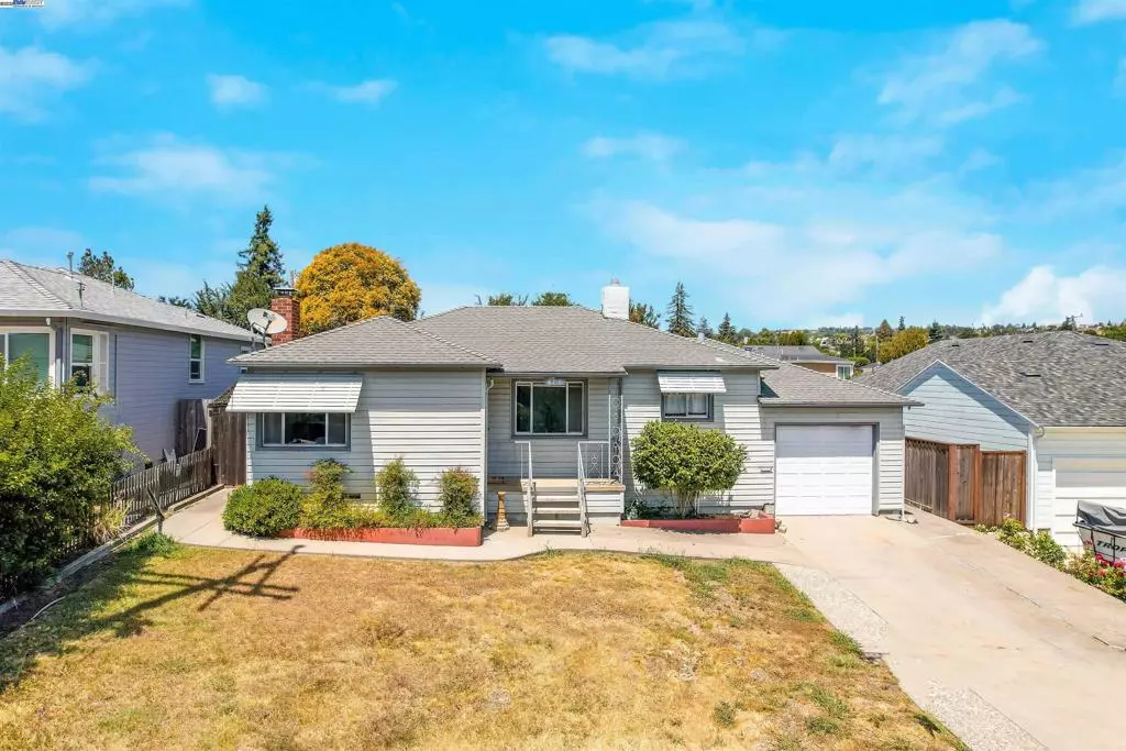 Castro Valley, CA 94546,4216 Gem Ave