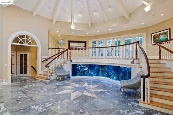 Lafayette, CA 94549,9 Burton Vista Ct