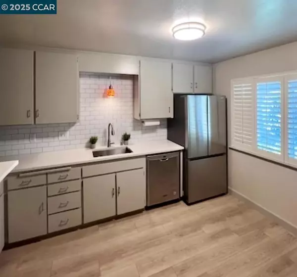Moraga, CA 94556,2129 Ascot Dr #15