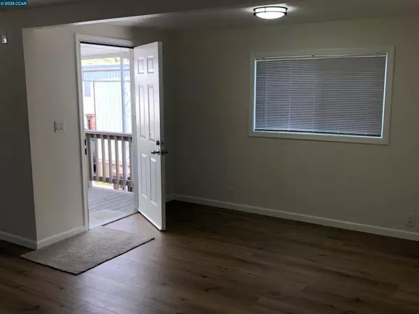 El Sobrante, CA 94803,4556 Appian Way