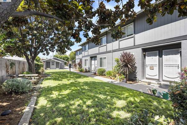 Hayward, CA 94544,24970 Cypress Ave