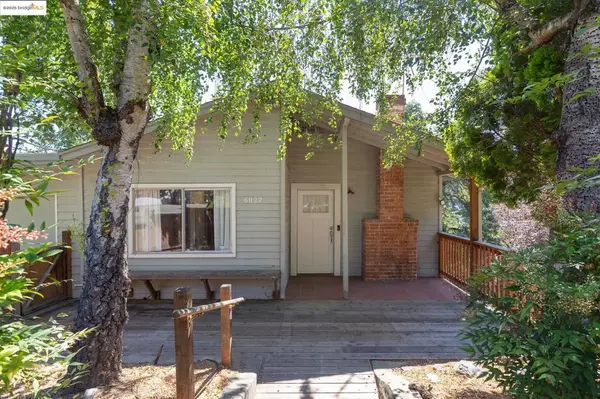 6022 Merriewood Dr, Oakland, CA 94611