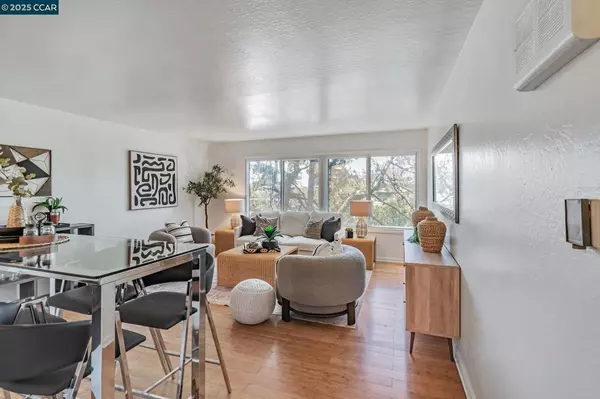 455 Crescent St #207, Oakland, CA 94610