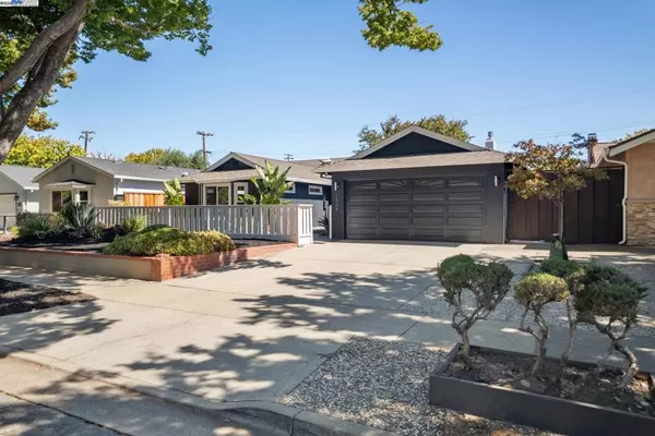 San Jose, CA 95118,1568 Willowgate Dr
