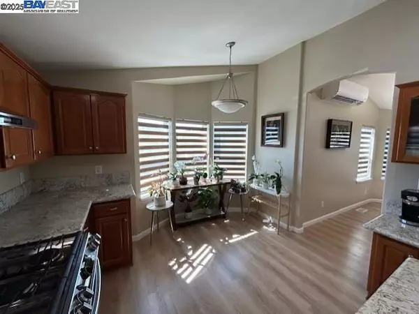 Hayward, CA 94545,1200 W Winton #71
