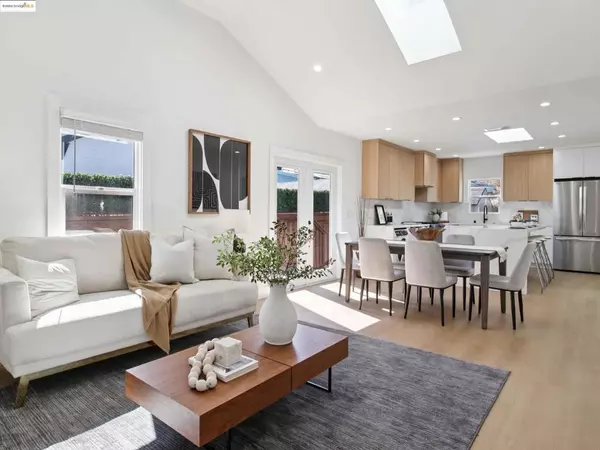 1612 Carleton St, Berkeley, CA 94703