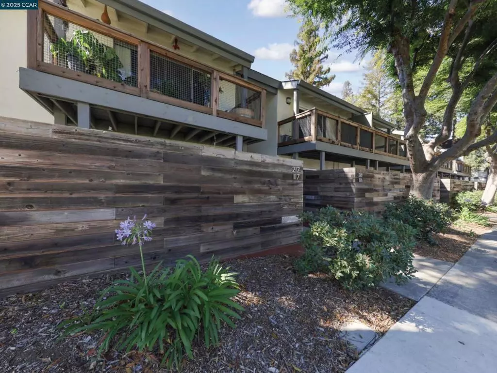 Concord, CA 94521,4081 Clayton Road #117