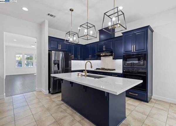Dublin, CA 94568,2453 Forino Dr