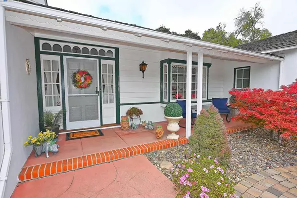 San Leandro, CA 94577,1380 E Juana Ave