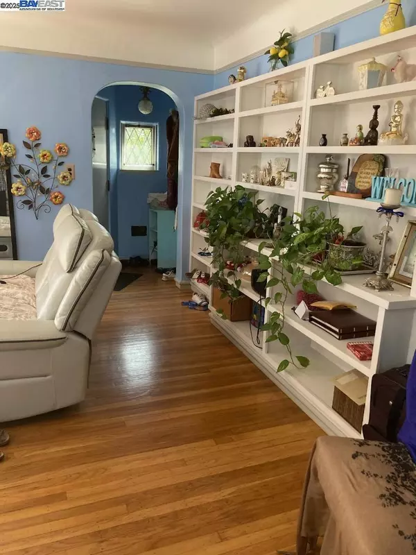 Hayward, CA 94541,22234 Prospect St