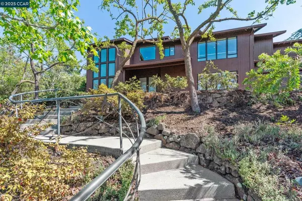 Moraga, CA 94556,127 Devin Dr