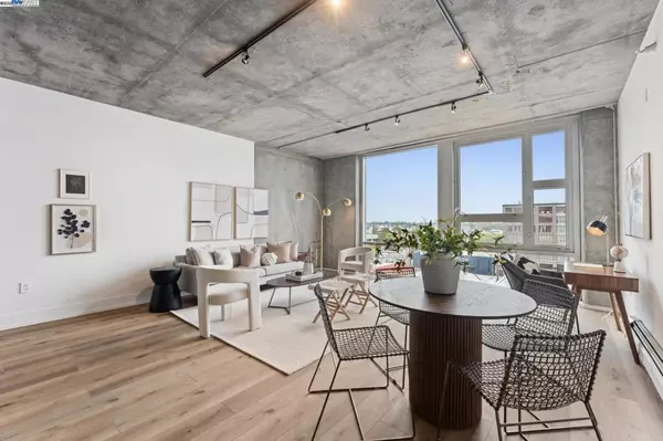 311 Oak St #729, Oakland, CA 94607