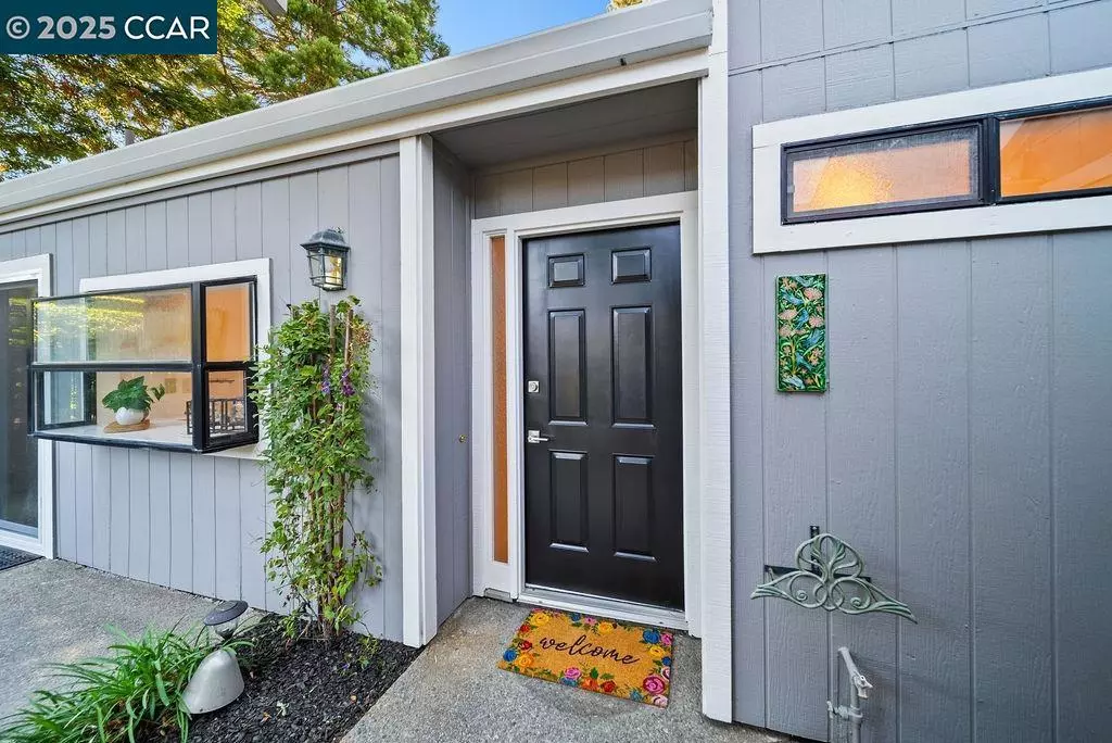 Moraga, CA 94556,1899 Ascot Drive