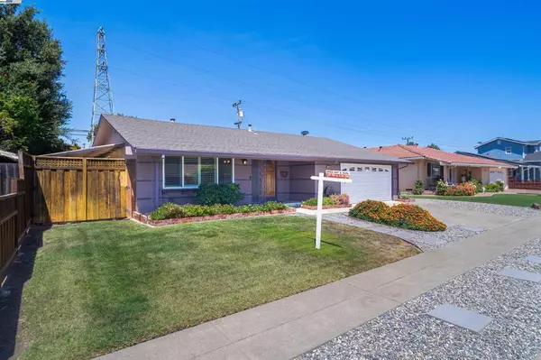 Fremont, CA 94538,5149 Roycroft Way