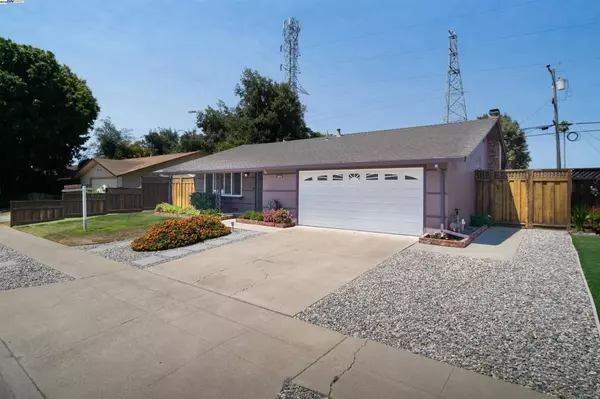 Fremont, CA 94538,5149 Roycroft Way
