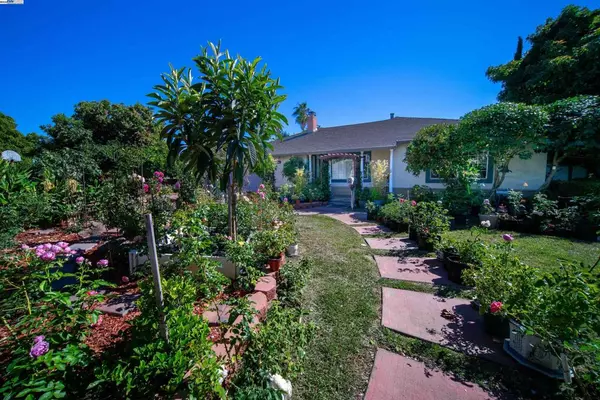 37621 Glenmoor Dr, Fremont, CA 94536