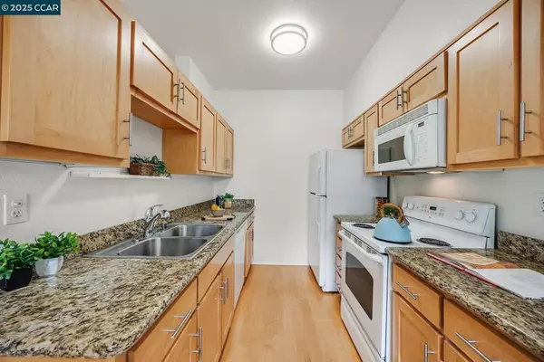 Richmond, CA 94804,131 Bayside Ct