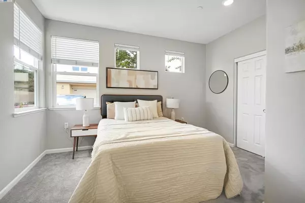 Hayward, CA 94544,26583 Greta Lane