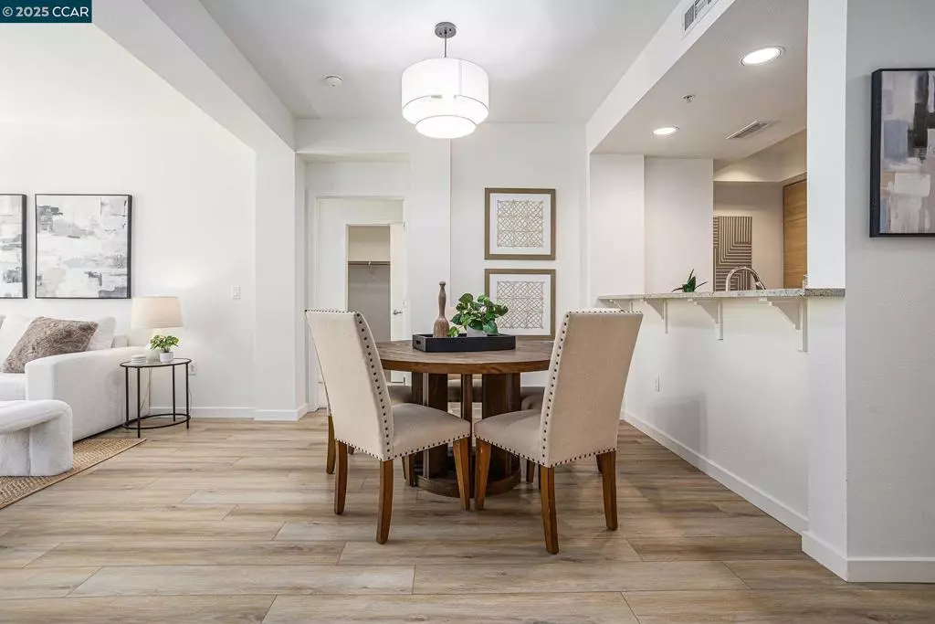 Walnut Creek, CA 94596,1655 N California Blvd #338