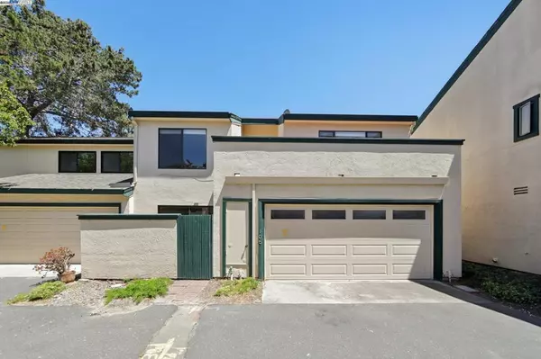 Alameda, CA 94502,105 Carob Ln