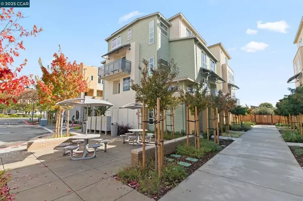 Hayward, CA 94541,27260 Cosmo Ct