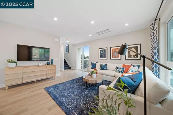 Hayward, CA 94541,27264 Cosmo Ct