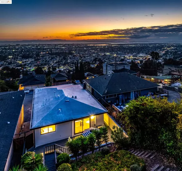 Oakland, CA 94605,7756 Sunkist Dr