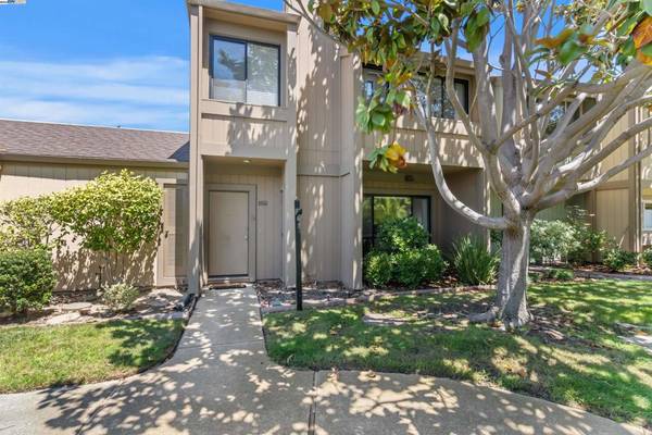 3334 Solomon Ln, Alameda, CA 94502