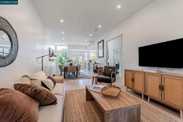 Oakland, CA 94607,1727 9Th St