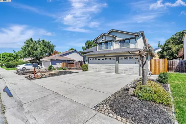 Antioch, CA 94531,2819 Larkspur Dr