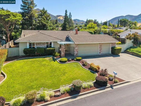 30 Mt. McKinley Ct., Clayton, CA 94517-1508