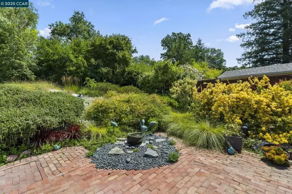 275 Gil Blas Rd, Danville, CA 94526