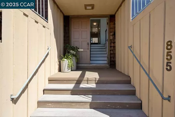 Alameda, CA 94501,855 Portola Ave