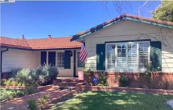 903 Lanewood Dr, San Jose, CA 95125