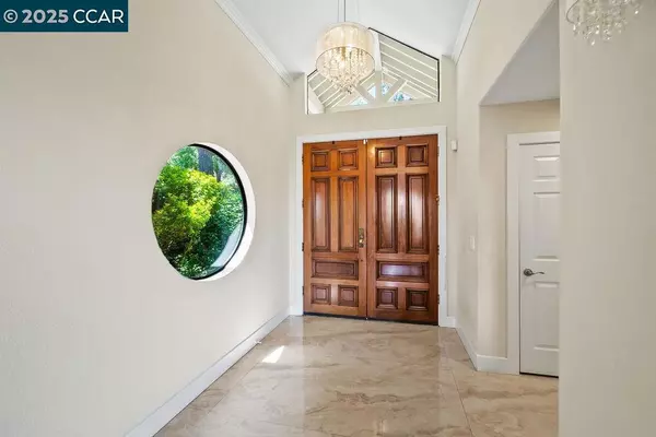 Walnut Creek, CA 94596,172 Rudgear Dr