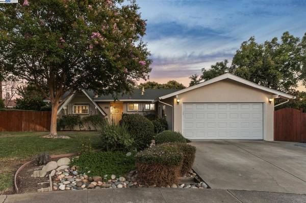 4302 Carter Ct, Concord, CA 94521