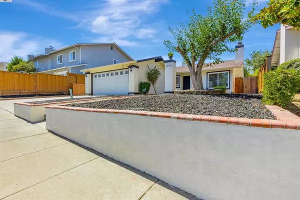 Hayward, CA 94541,22561 Mossy Rock Dr