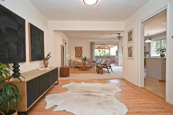 San Leandro, CA 94578,2081 Strang Ave