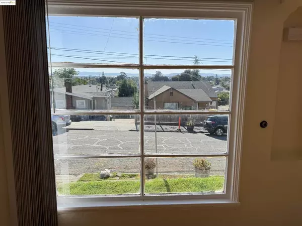Oakland, CA 94605,8010 Ney Ave