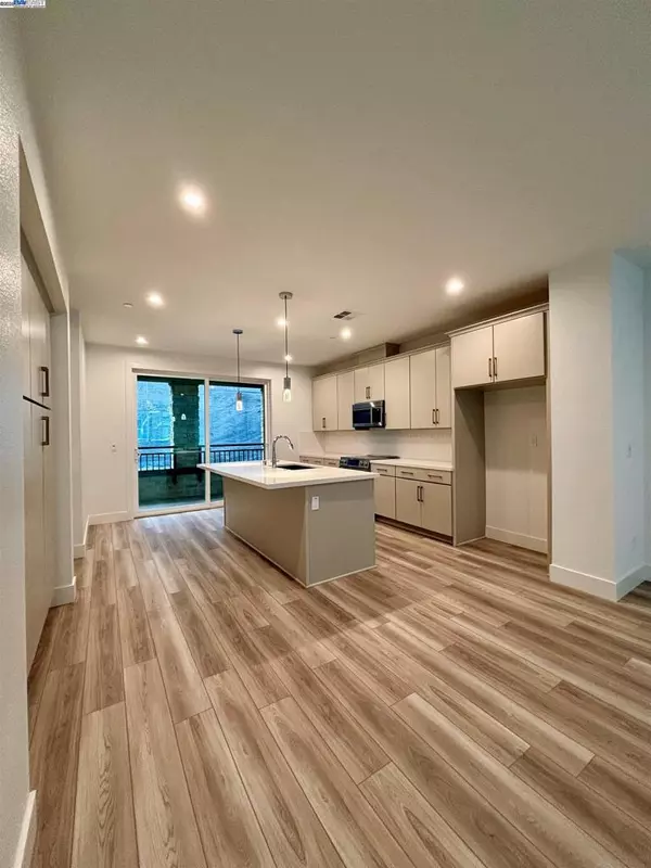 Morgan Hill, CA 95037,964 Blaise Lane #1004