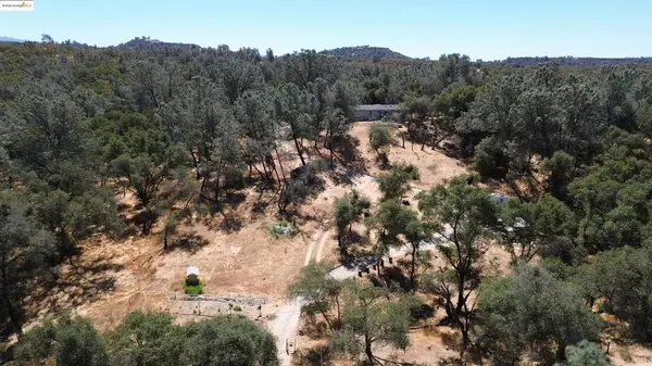 12078 Wade Ln, Burson, CA 95225