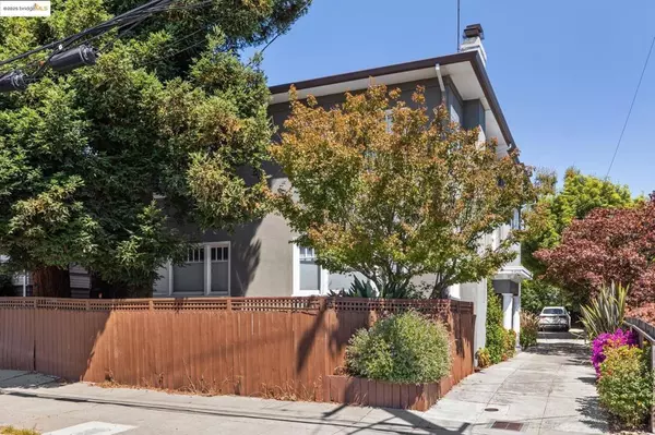 6426 Benvenue Ave #3, Oakland, CA 94618