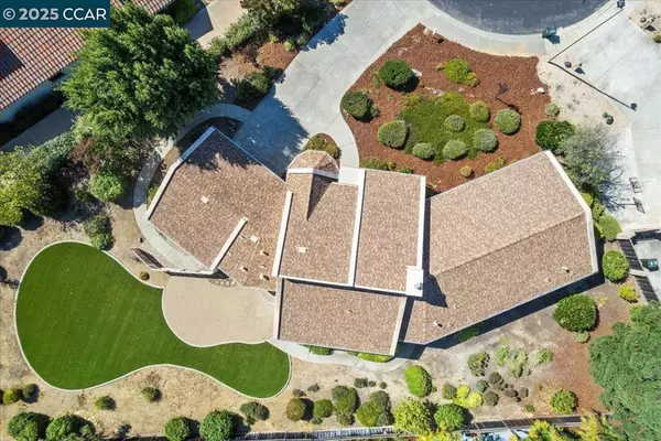 2323 Grosvenor Heights Ct, Livermore, CA 94550