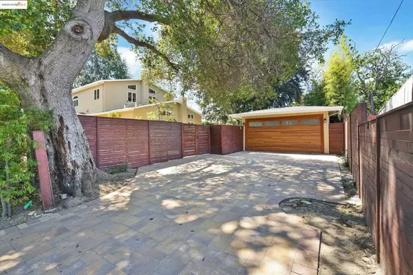 San Leandro, CA 94577,285 Breed Ave