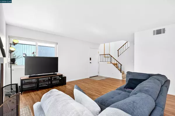 Hercules, CA 94547,218 Apollo #4