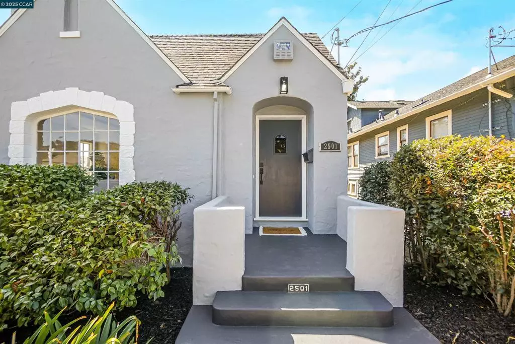 Oakland, CA 94602,2501 Scenic Ave