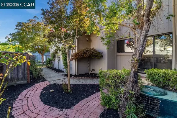 Moraga, CA 94556,639 Augusta Drive